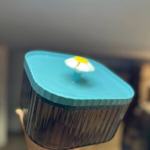 Fuente bebedero automática en forma de flor